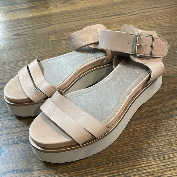 AGL Ankle Strap Platform Ankle Strap Sandal Dusty Rose Leather - Picture 1 of 14